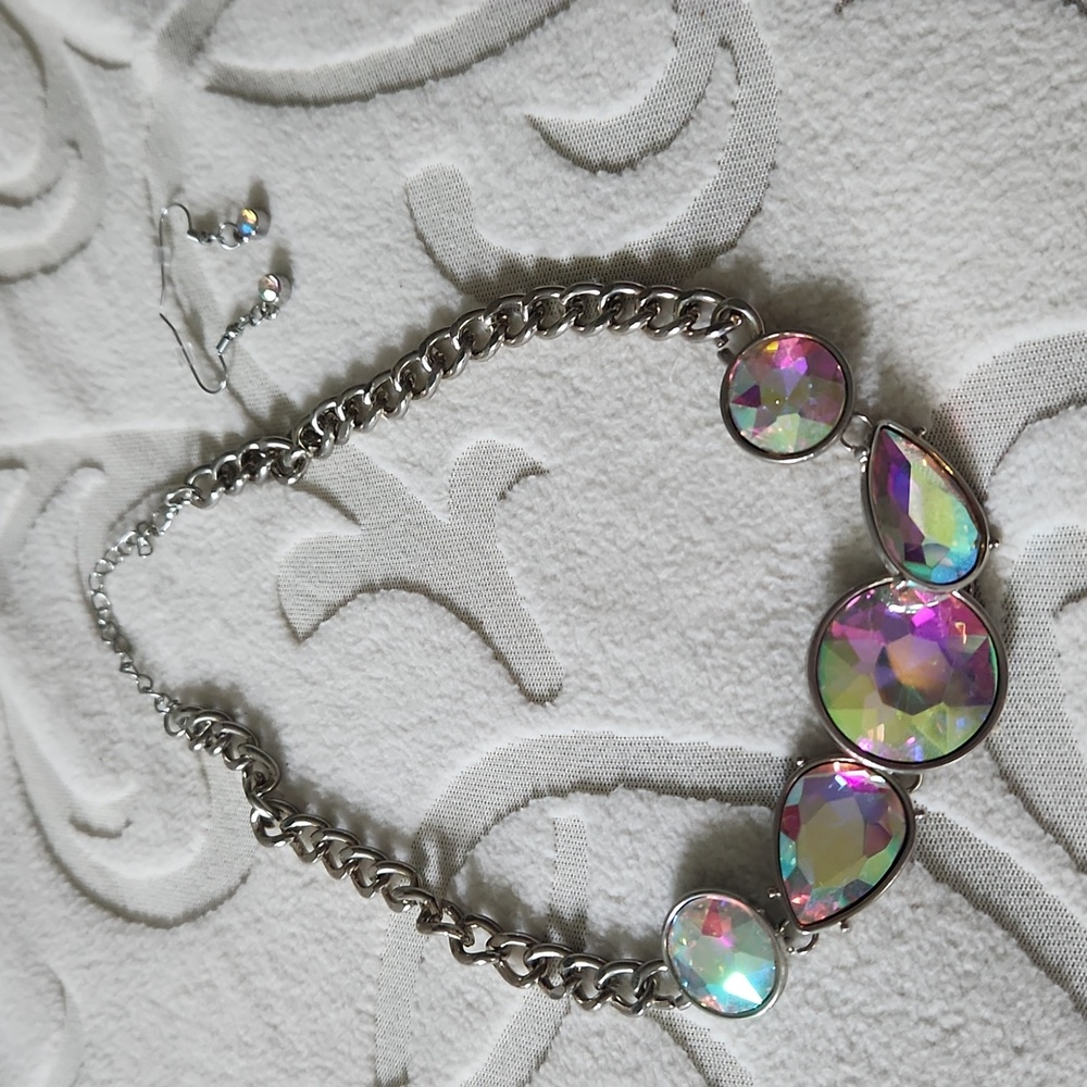 Paparazzi Iridescent Crystal Necklace and Earring Set
